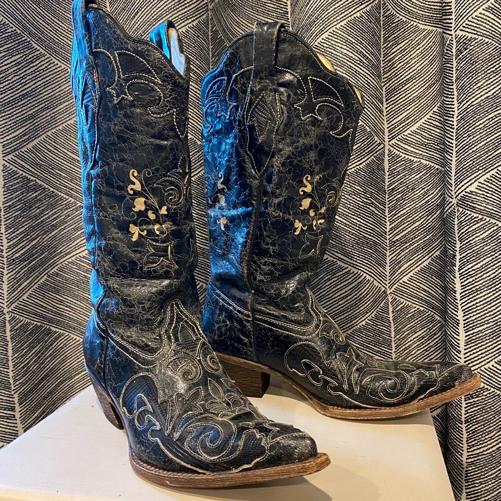 Corral Vintage Black Cowboy Boots